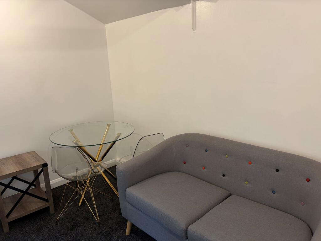 Apartment in London - View 3