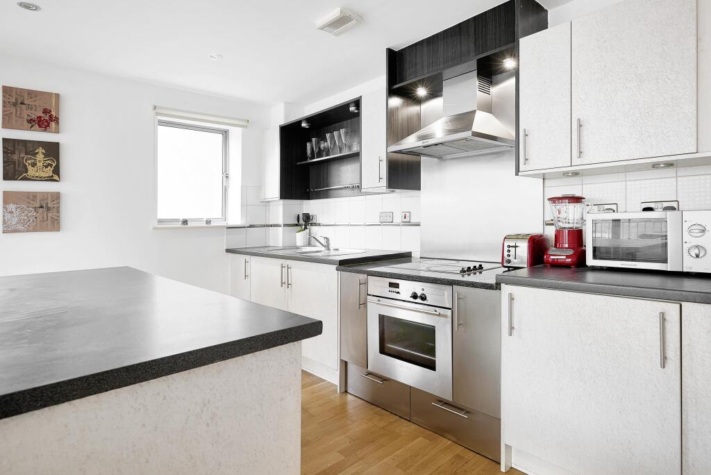 Apartment in London - View 4