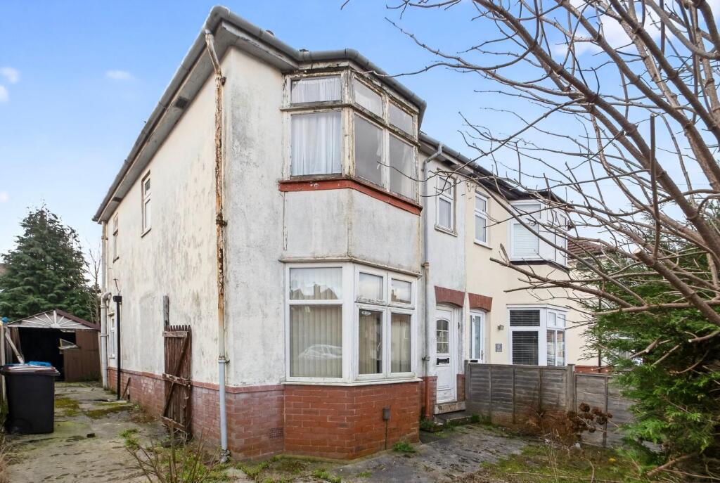 3-bed house on Swarcliffe Road, Harrogate, £150,000