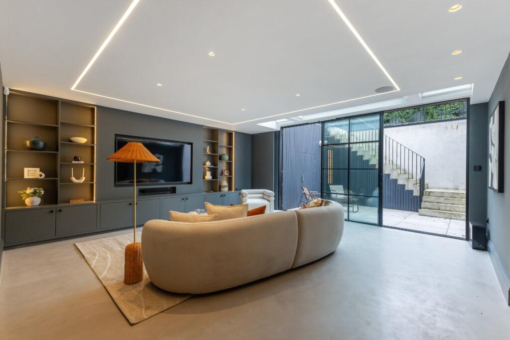 House in London - View 4