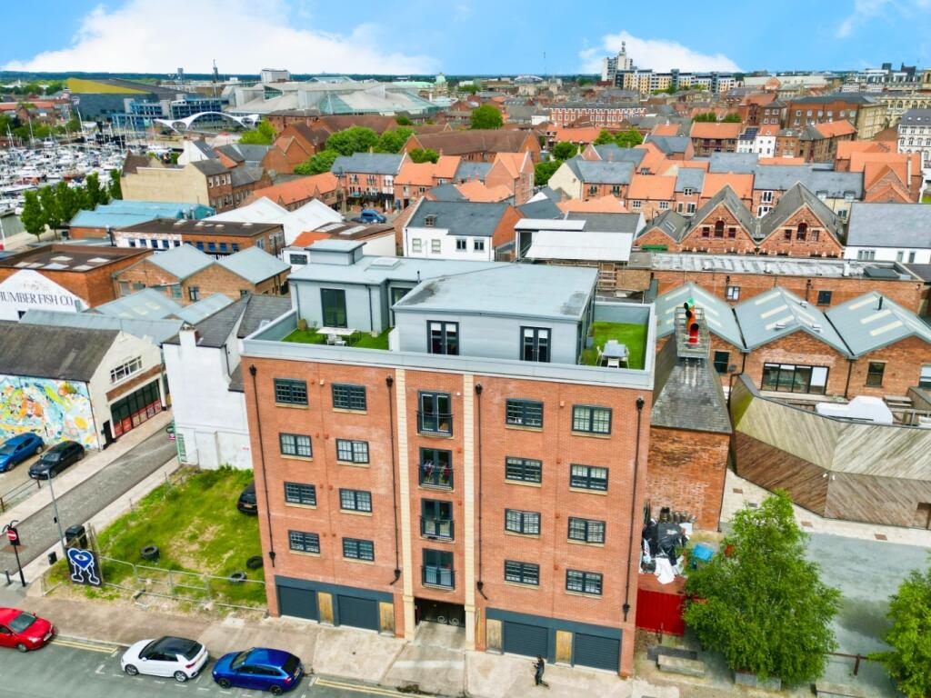Main image of property: Wellington Street, HULL, HU1 1UF