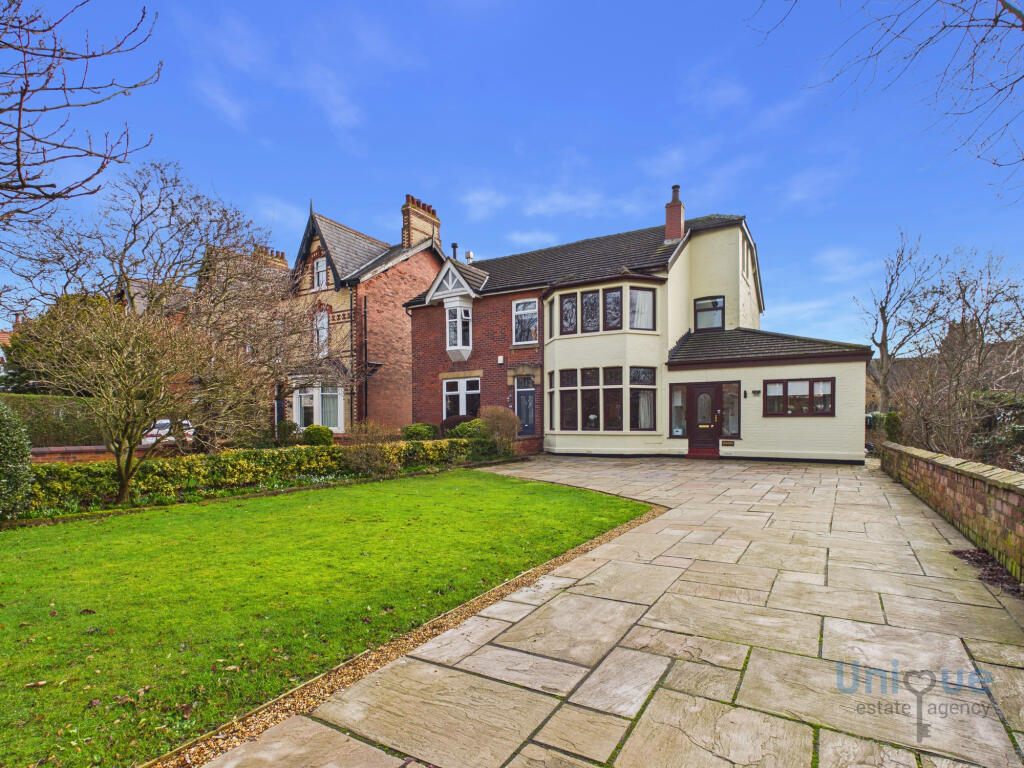 Main image of property: St. Annes Road East,  Lytham St. Annes, FY8
