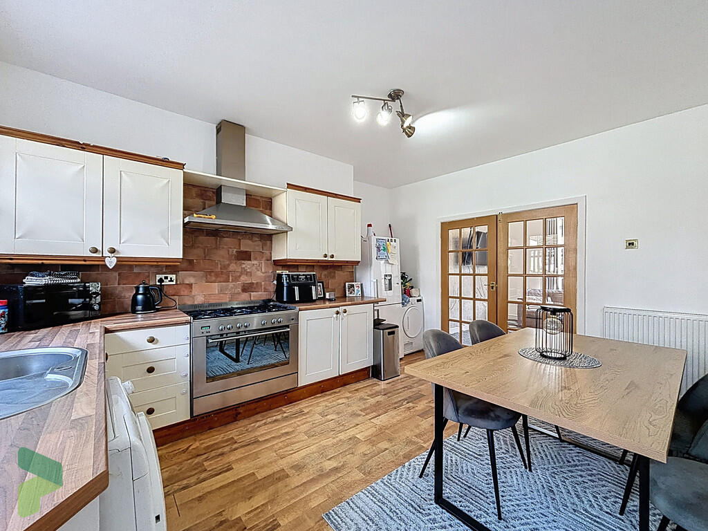 Alexandra Road, Darwen photo 5