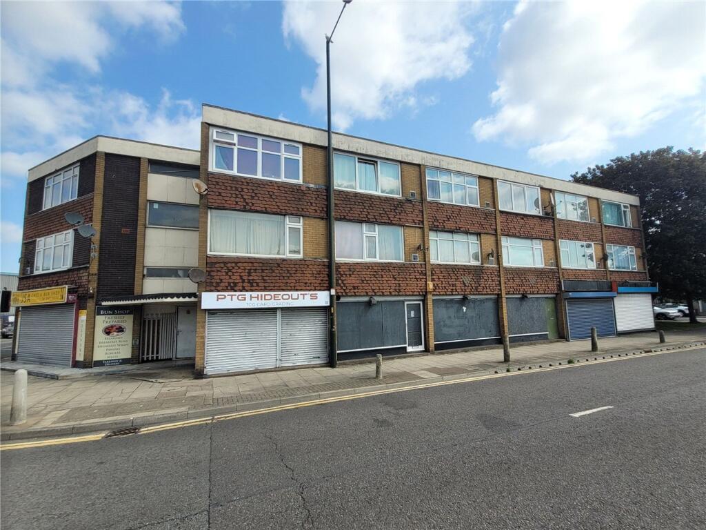 Studio house on Cleethorpe Road, Grimsby, DN31, £100,000