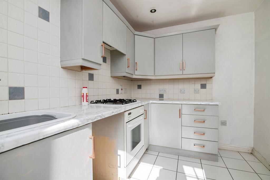 House in Sandwell, West Midlands - View 5