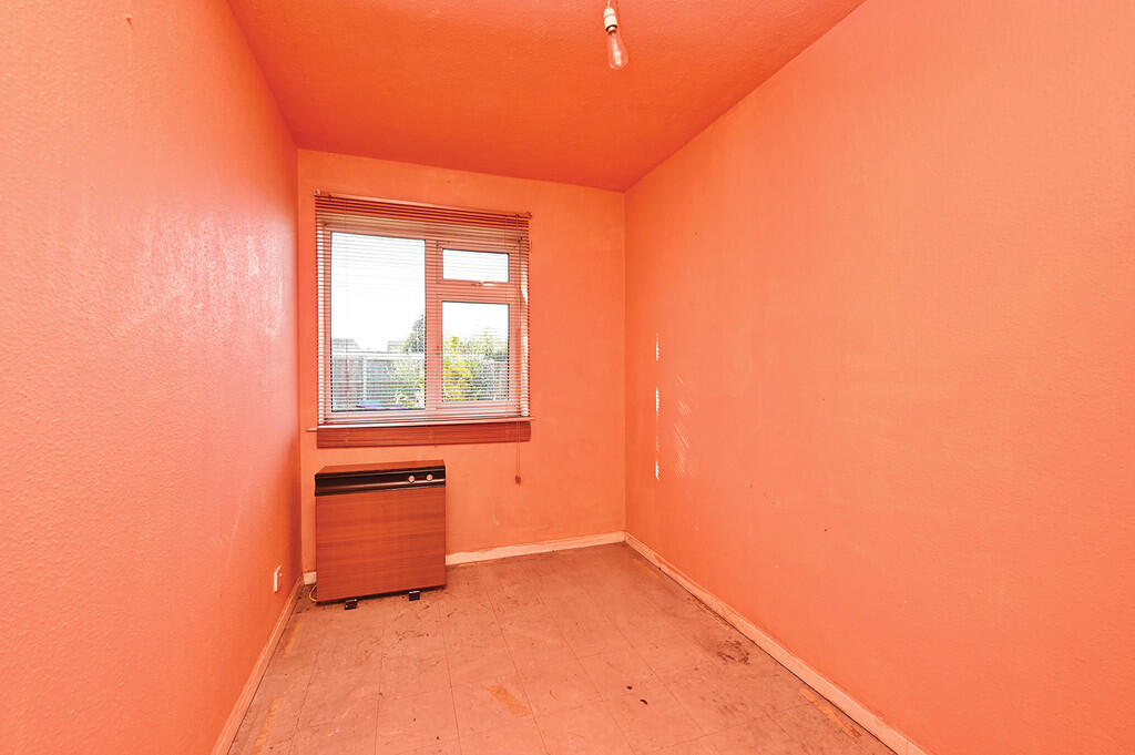 Apartment in Hart, Blackwater and Hawley - More
