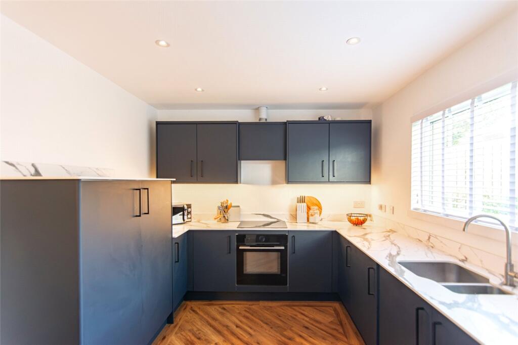 House in Swansea, Aberporth - View 4