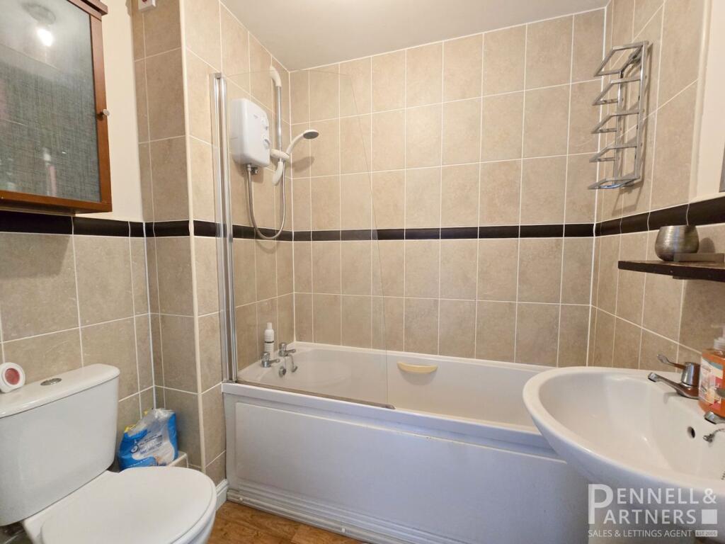 Apartment in Peterborough - More