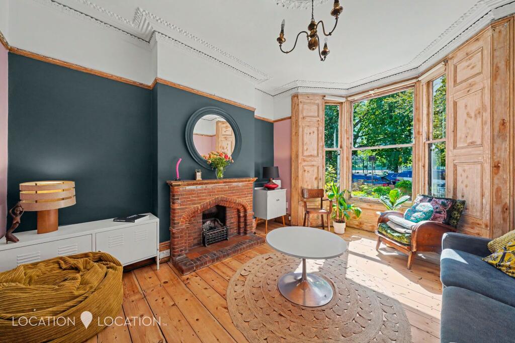 Main image of property: Queen Elizabeths Walk, London, N16