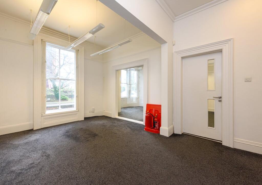51 Frederick Rd_054.jpg