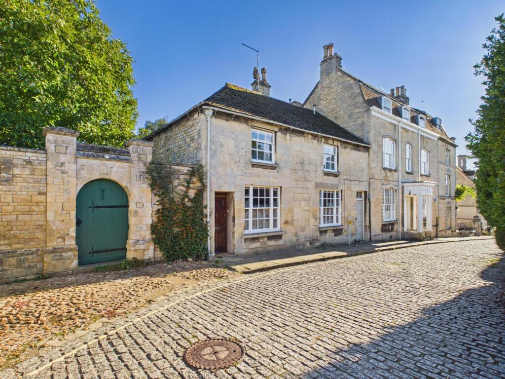 3-bed house on 9A, Barn Hill, Stamford, £875,000