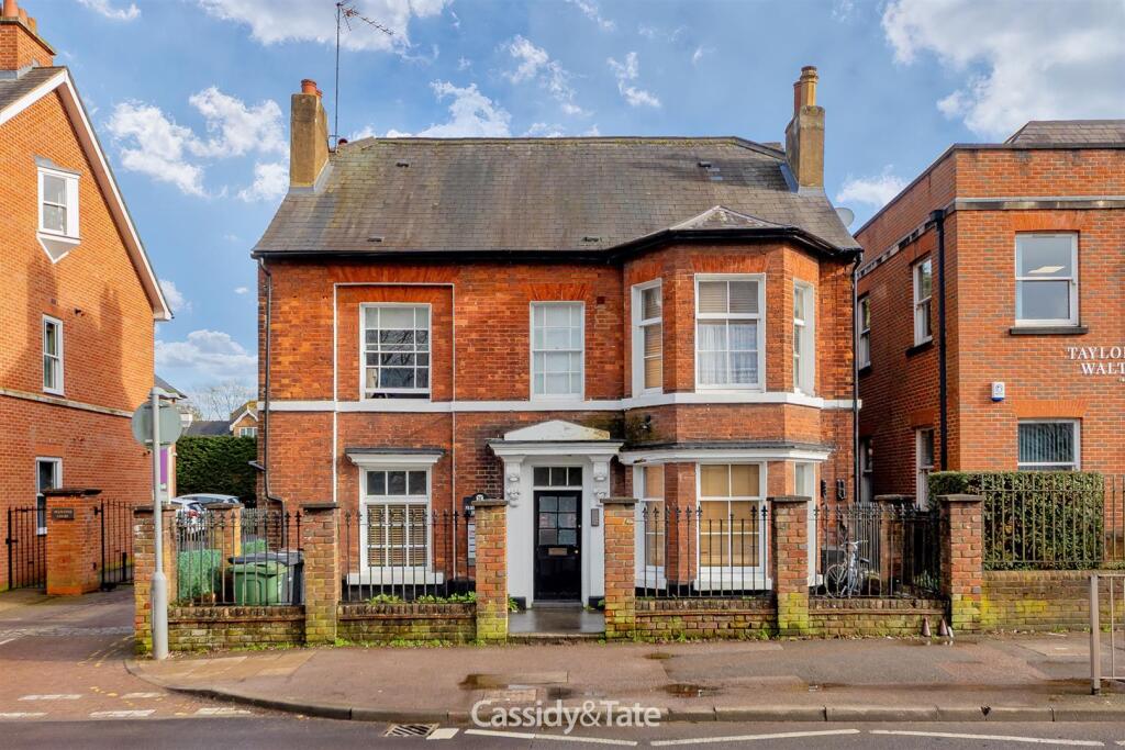 Main image of property: Flat 5 Havisham House105 Holywell HillSt. AlbansHertfordshire