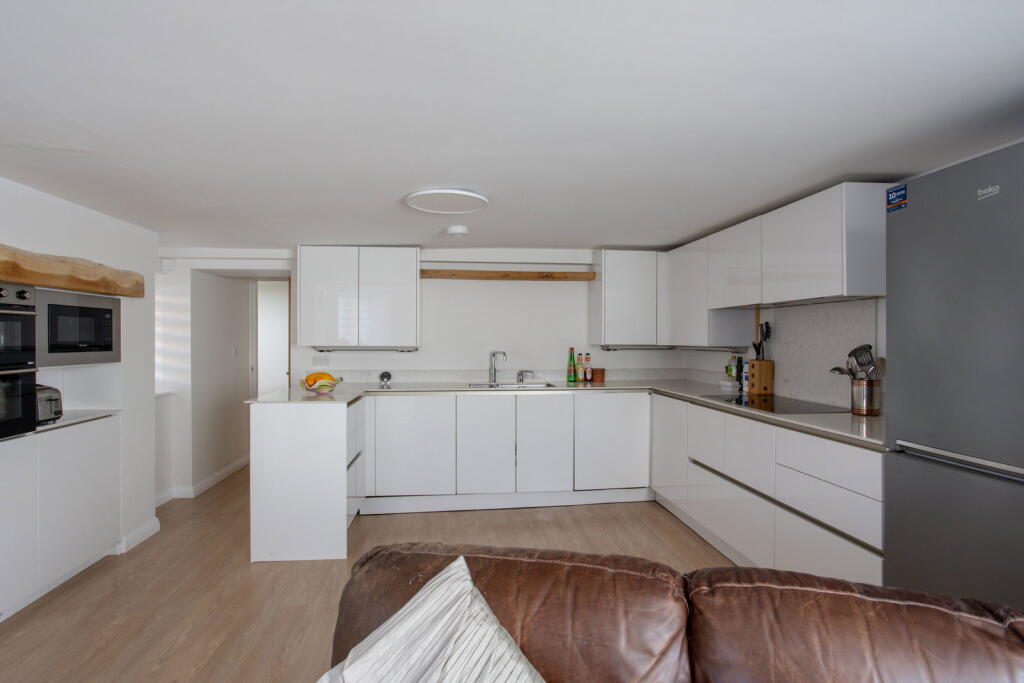 Apartment in York - View 5