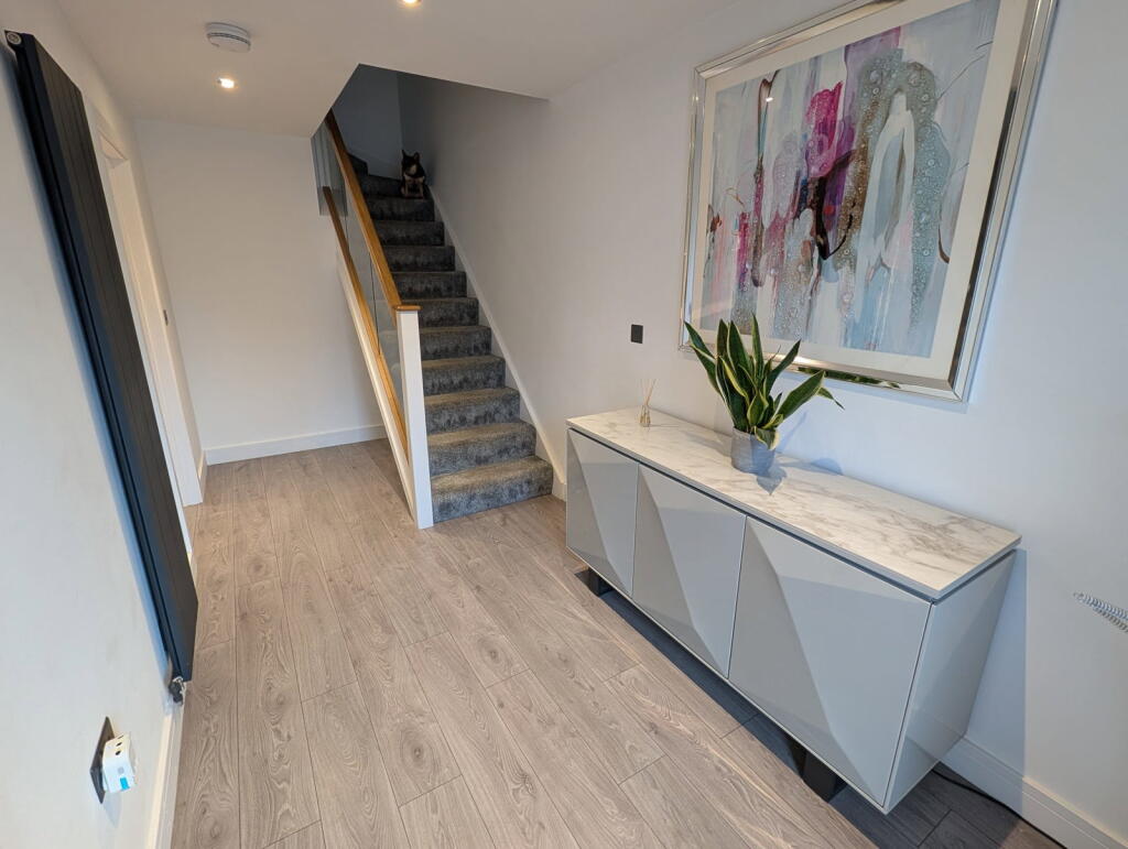 House in Plymouth - View 4