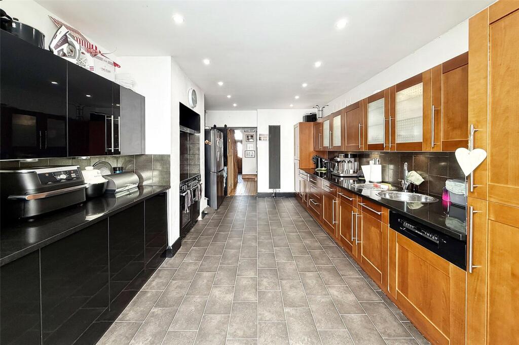 House in Arun, Wick, Littlehampton - View 4