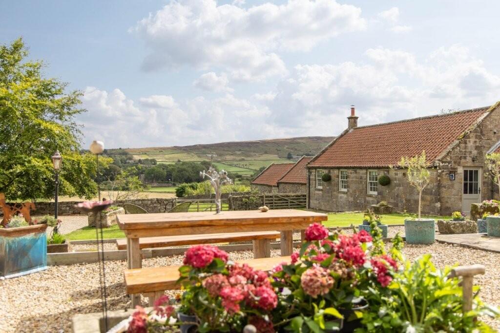 House in Castleton, Danby - View 4