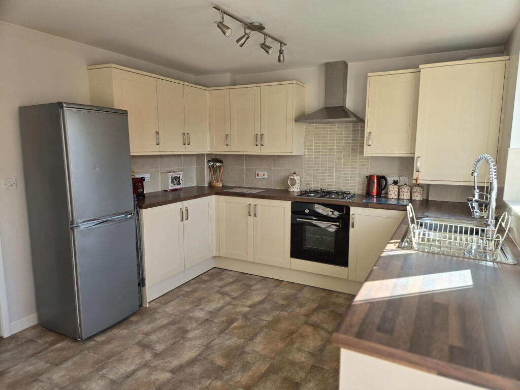 Belton Park Road, Skegness, PE25 1GW photo 3