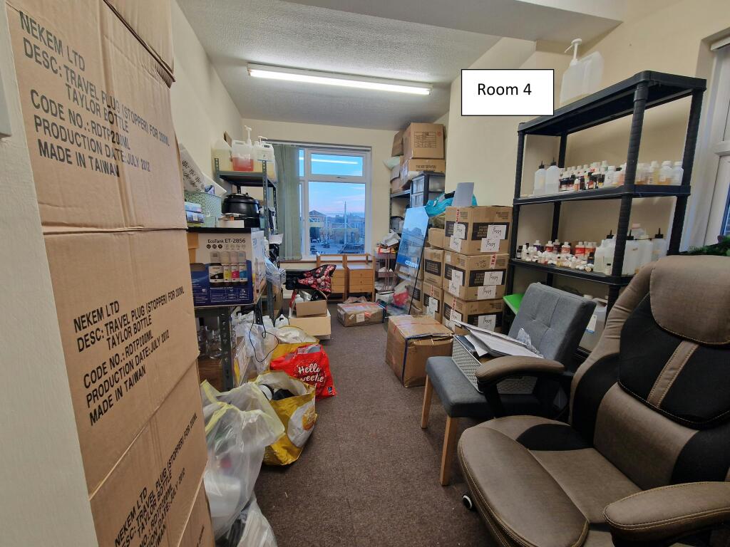 Room 4.jpg