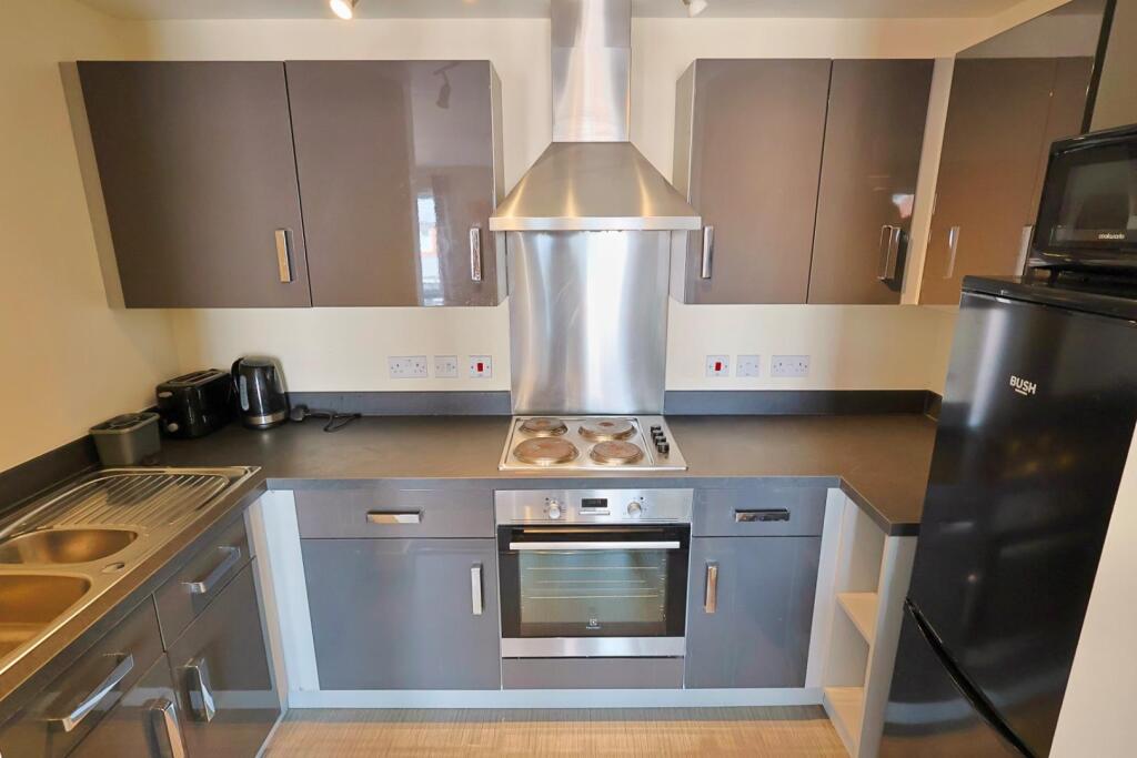 Apartment in Coventry - View 3