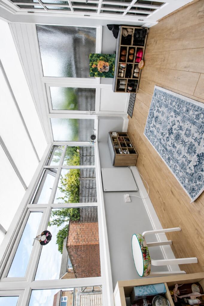 House in Havant, Cowplain - View 4