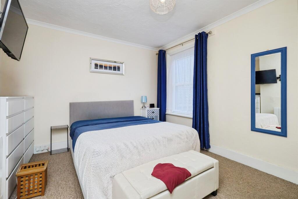 Apartment in Wealden, Polegate - More