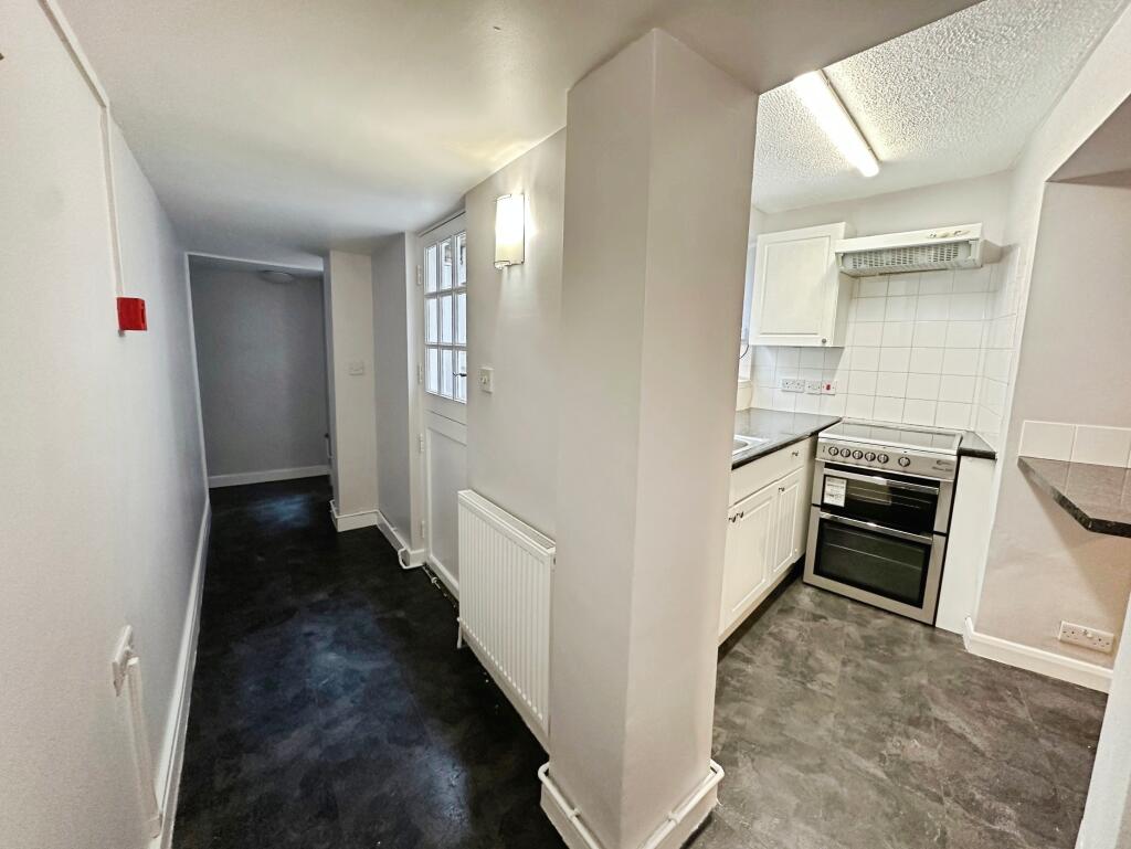 Main image of property: Beacon Hill, Exmouth, EX8