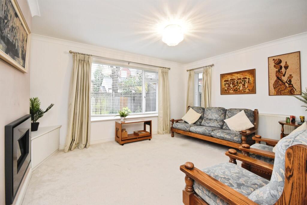 Wakefield Avenue, Billericay photo 2