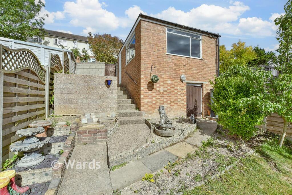 House in Chatham, Medway - View 5