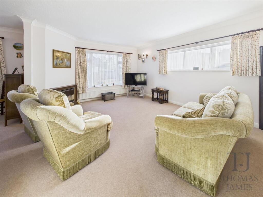 House in Rushcliffe, Tollerton - View 3