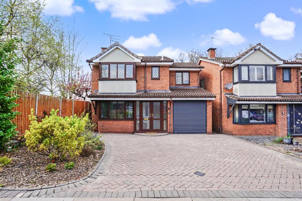 Main image of property: Stephenson Close, Leamington Spa