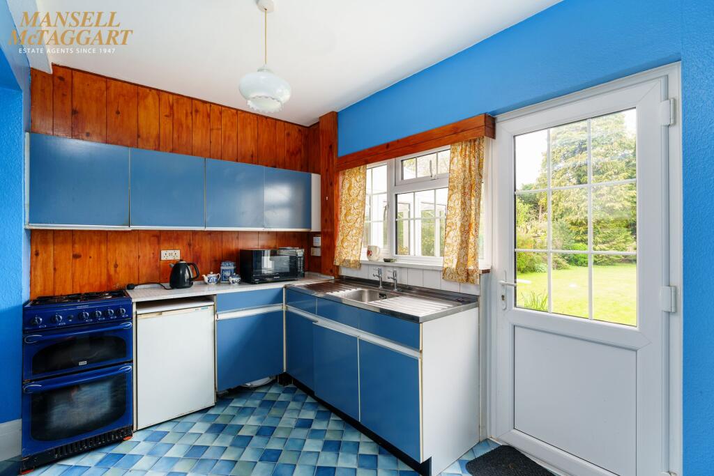 House in Mid Sussex, Hassocks - View 4