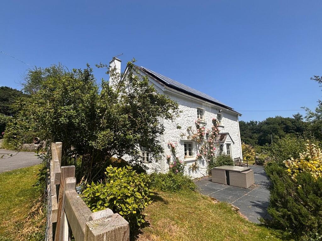 Main image of property: Lustleigh, Devon