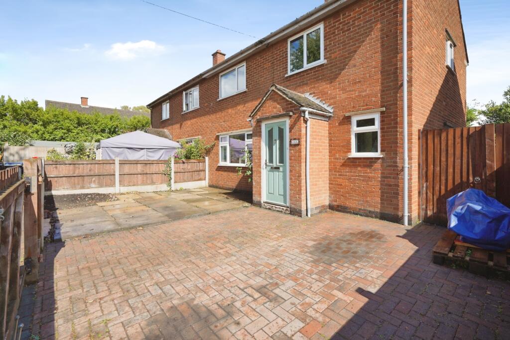 House in Hinckley and Bosworth, Stanton-under-Bardon - View 2