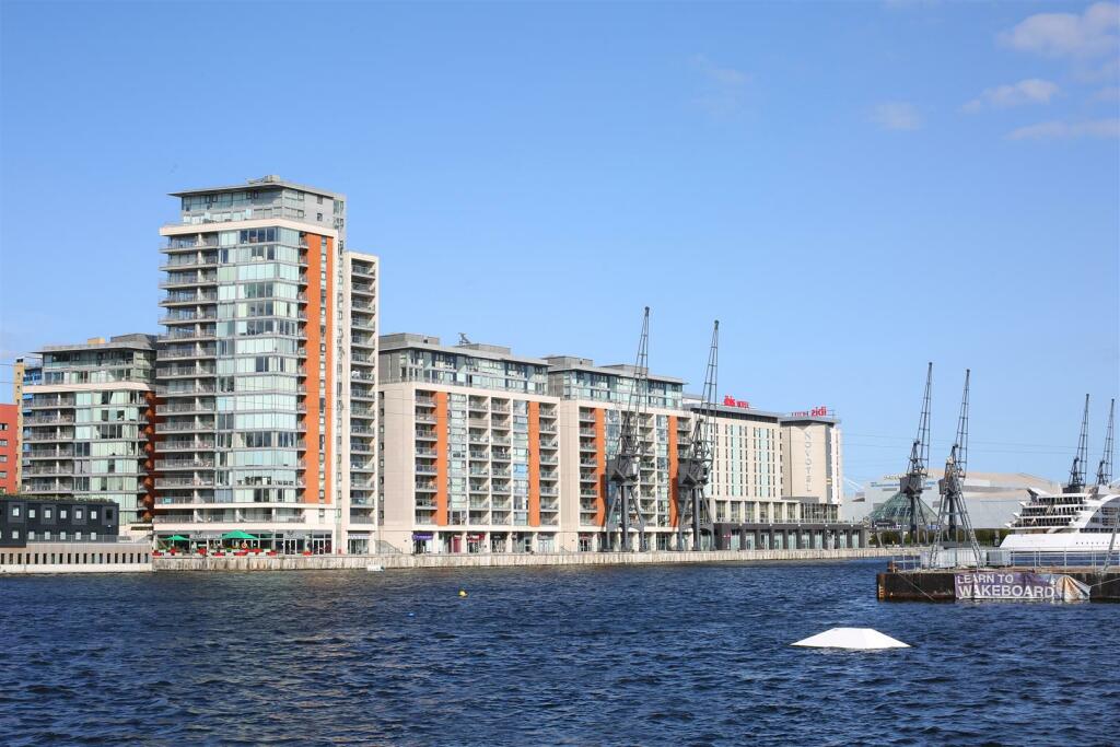 Main image of property: Western Gateway, London