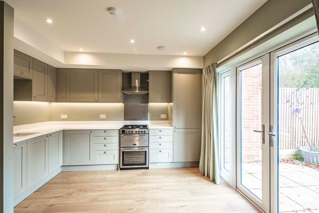 16 Ash Hurst, Goring on Thames photo 3