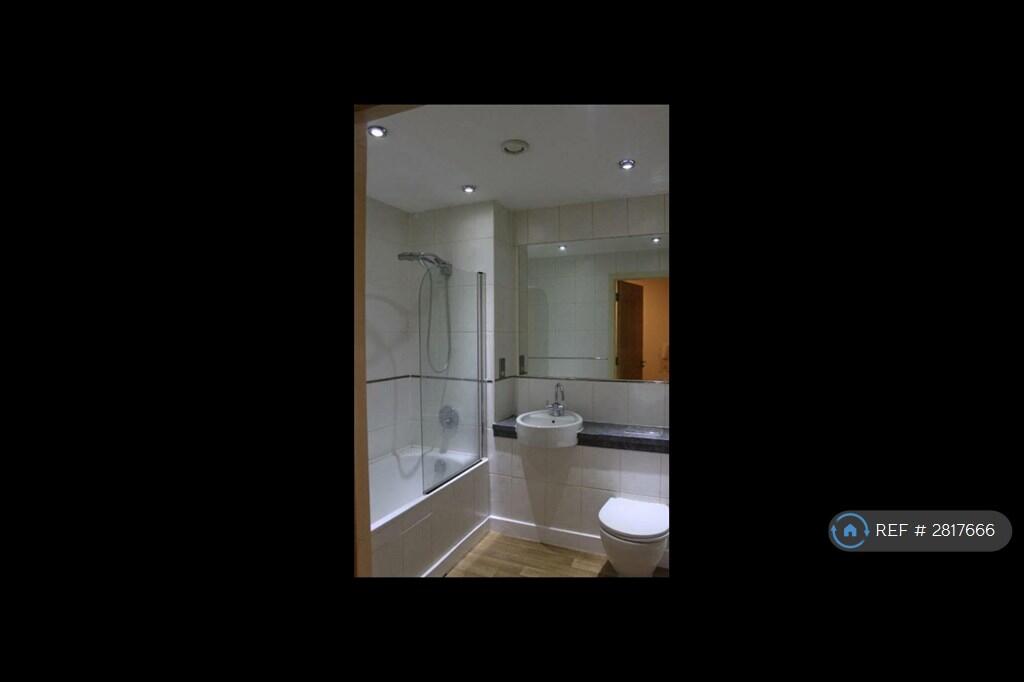 Main image of property: Leeds Street, L3 2Da, L3