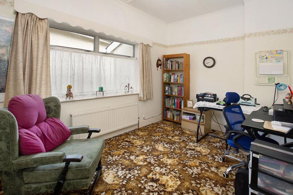 Teignmouth Road, Torquay, TQ1 – další