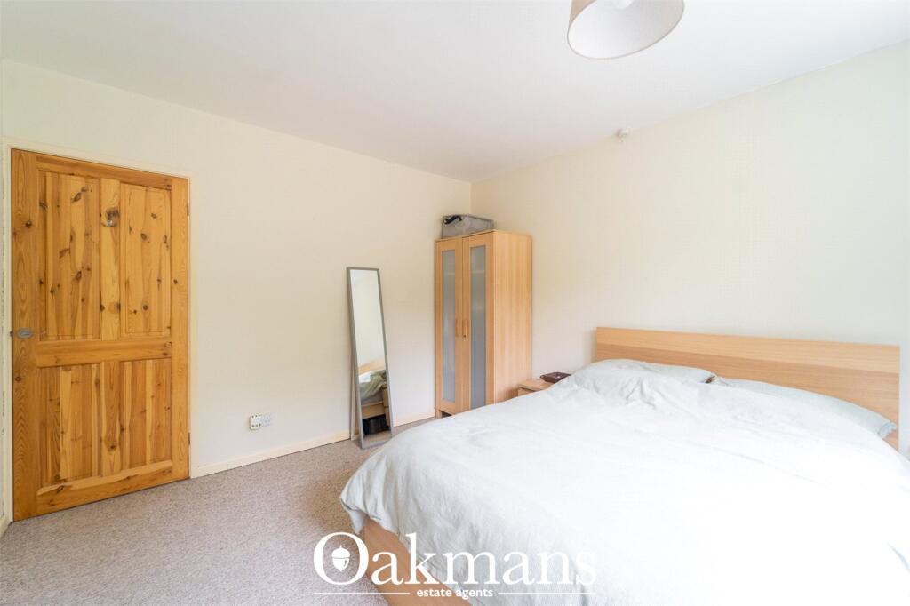 Apartment in Birmingham, Northfield - View 4
