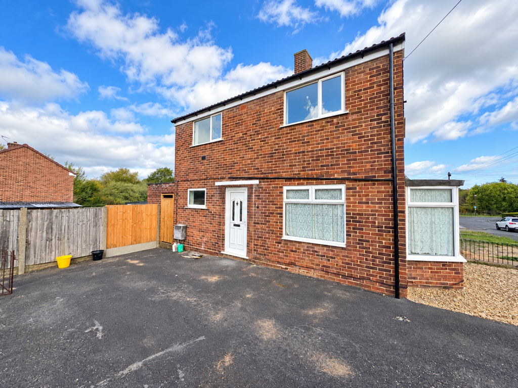 Vale View, Nuneaton, Warwickshire photo 2