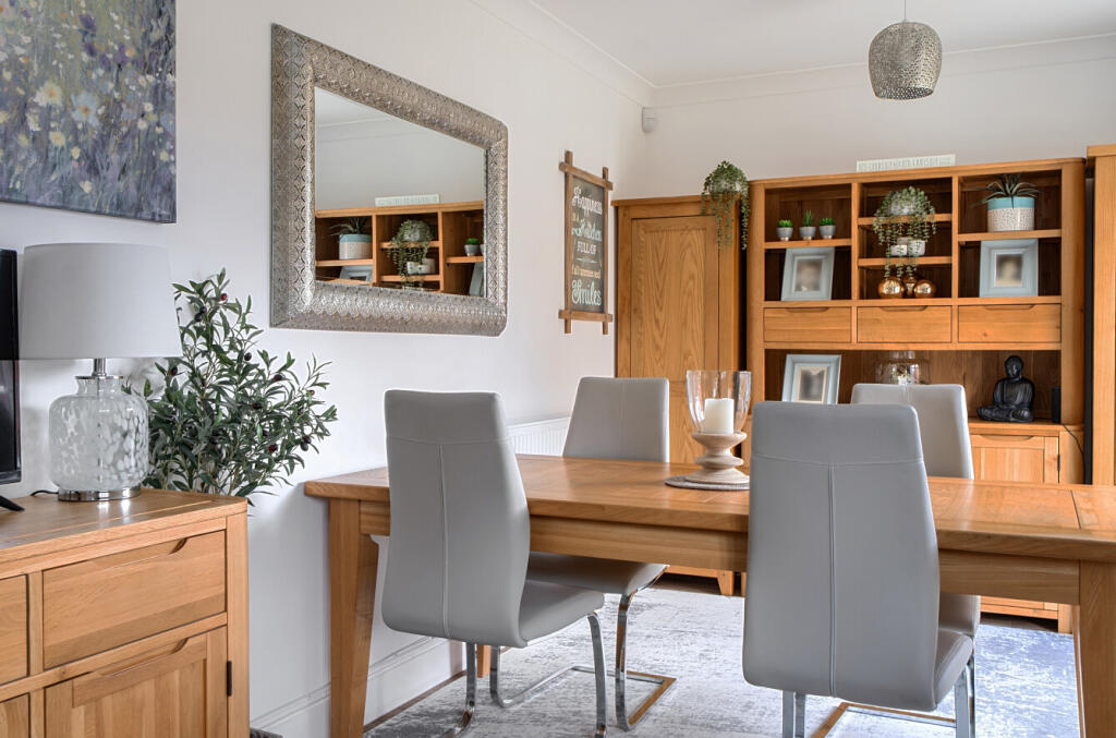 House in Tewkesbury, Twyning - View 5