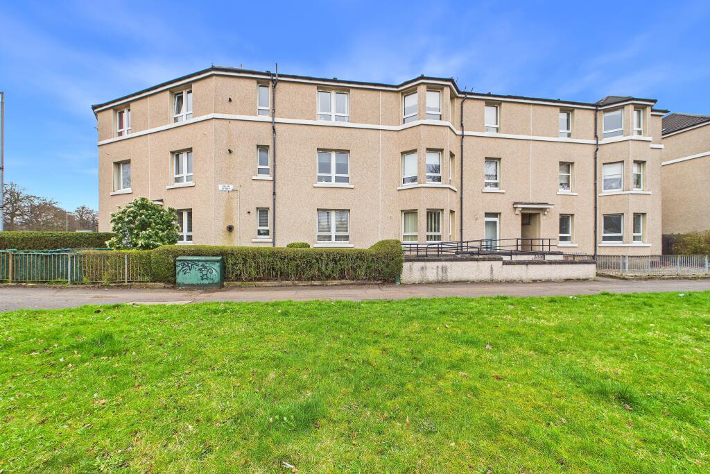 Main image of property: 582 Helen Street, G52 1EA