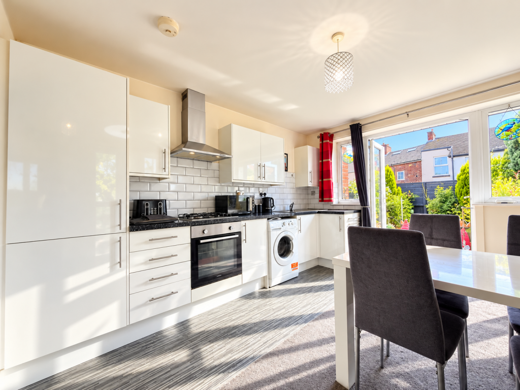 House in Manchester - More
