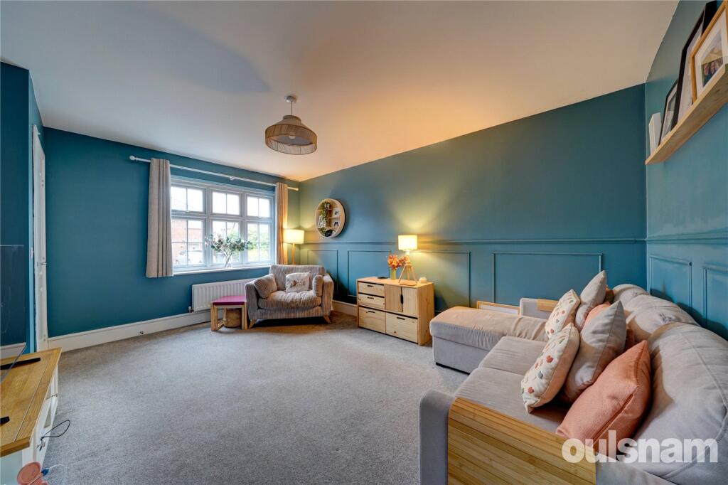Raven Gardens, Droitwich, Worcestershire, WR9 photo 2