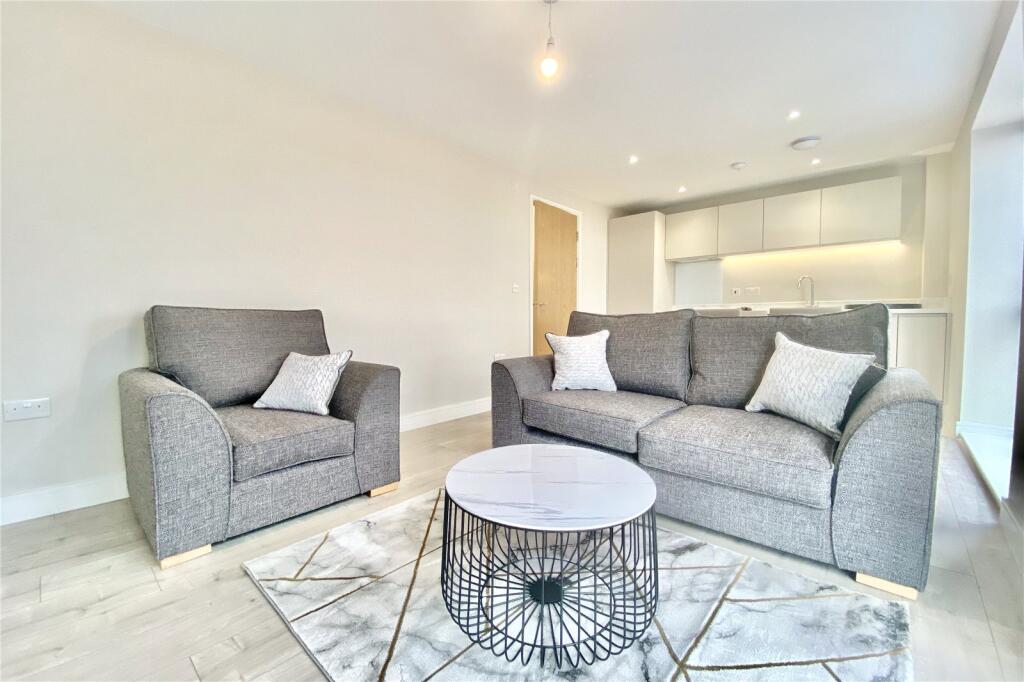 Cross Green Lane, Leeds, West Yorkshire, LS9 photo 3