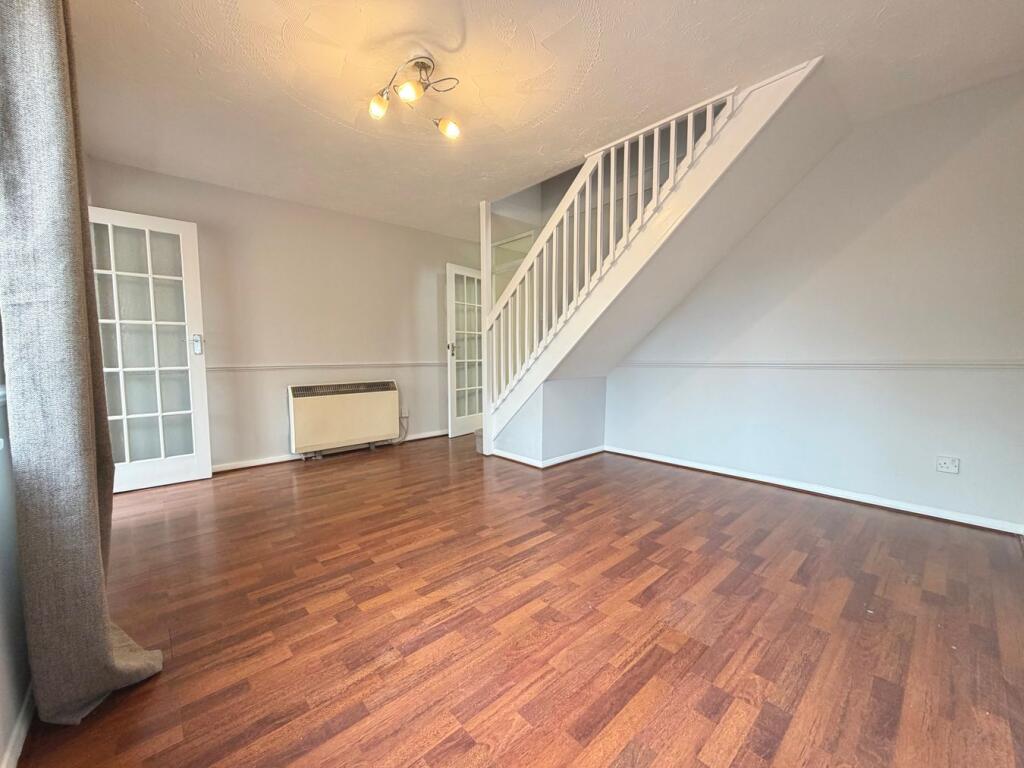House in Milton Keynes, Walnut Tree, Walton - View 5