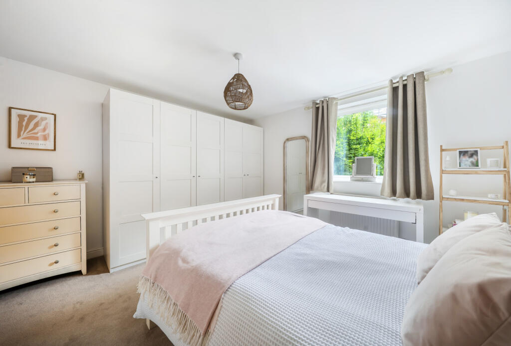 Main image of property: Jackwood Court, Jackwood Way, Royal Tunbridge Wells, Kent, TN1