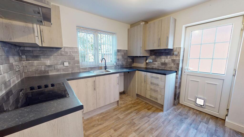 Breezemount Court, Stainforth, Doncaster, DN7 photo 5