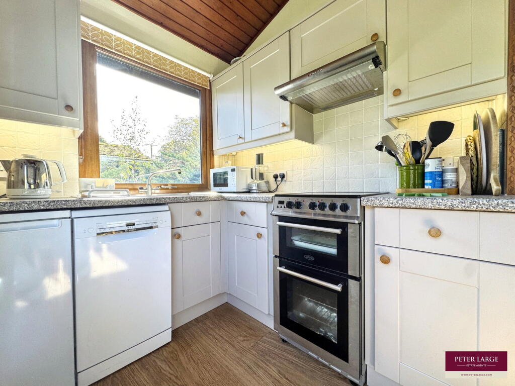 Llangernyw, Conwy, LL22 8PP photo 2