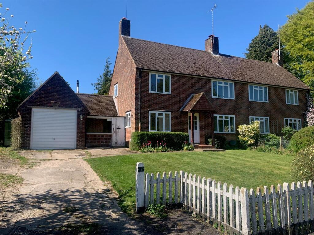 Main image of property: 1 New Cottages