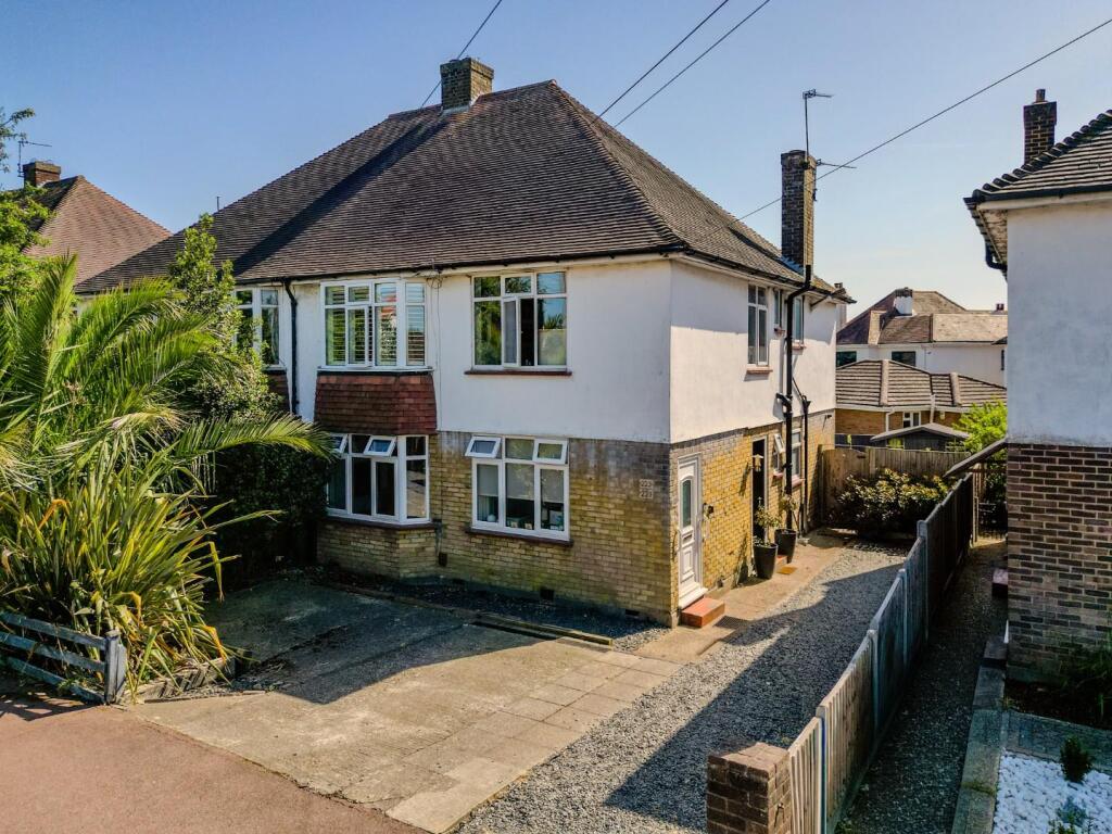 Main image of property: Hadleigh Road, Leigh-On-Sea